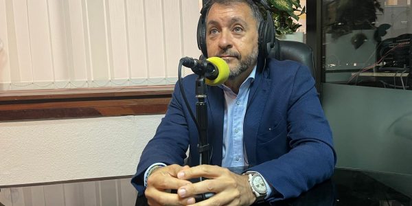 José Manuel Bermúdez en los estudios de El Espejo Canario