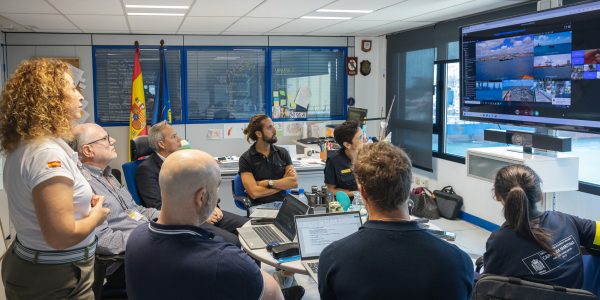 Centro de control en el simulacro de vertidos | Foto: Cluster Marítimo de Canarias
