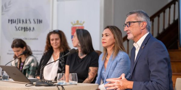 El Cabildo de Lanzarote apadrina la asociación Mujeres sin Sombra | Foto: Cabildo de Lanzarote