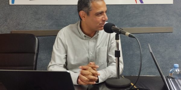 Jacques Bulchand en los estudios de El Espejo Canario