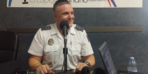 Ricardo Martín en los estudios de El Espejo Canario