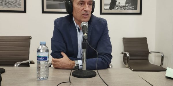 José Miguel Ruano en el set de El Espejo Canario en el Cabildo de Tenerife