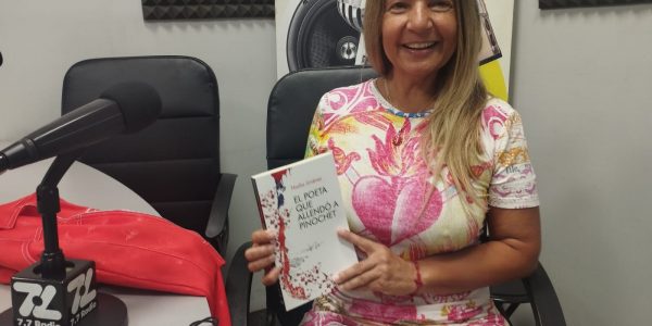 Nadia Jiménez en los estudios de El Espejo Canario