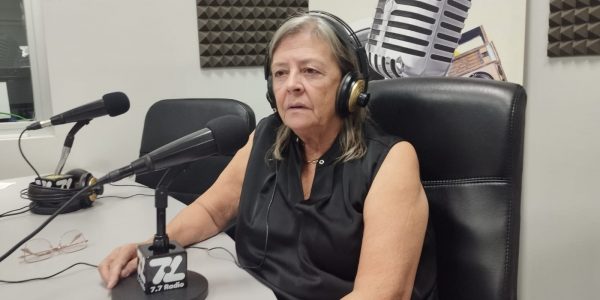 Mercedes Fernández-Couto en los estudios de El Espejo Canario