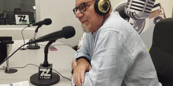 Miguel Ángel Rodríguez en los estudios de El Espejo Canario