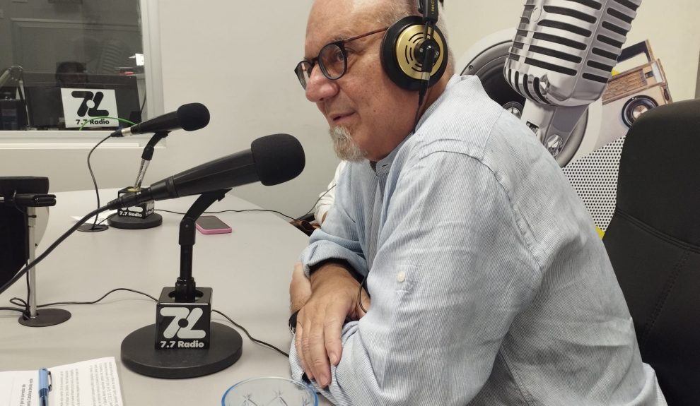 Miguel Ángel Rodríguez en los estudios de El Espejo Canario