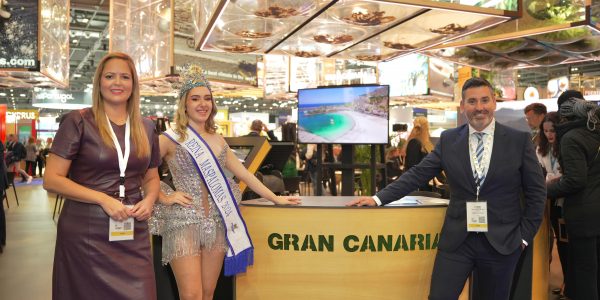 Yilenia Vega, Dayanara Hernández y Alejandro Marichal en la WTM | Foto: Ayuntamiento de San Bartolomé de Tirajana