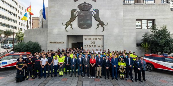El operativo de emergencias desplegado en Valencia recibe el reconocimiento del Gobierno de Canarias | Foto: Gobcan