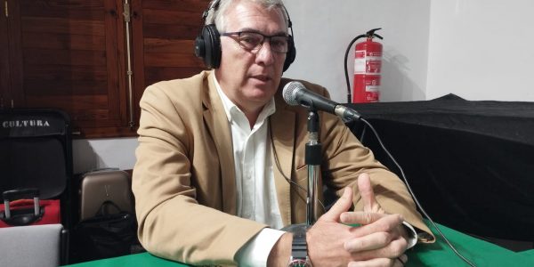 Francesco Salomone Suárez en el set de El Espejo Canario en ex convento de Santo Domingo de La Laguna