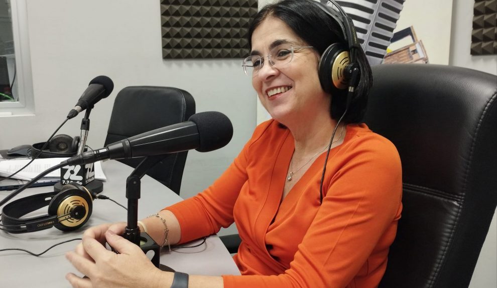 Carolina Darias en los estudios de El Espejo Canario