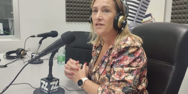 Mónica Ramírez en los estudios de El Espejo Canario