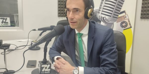 Germán Carlos Suárez en los estudios de El Espejo Canario