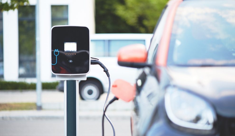 Carga de un vehículo eléctrico