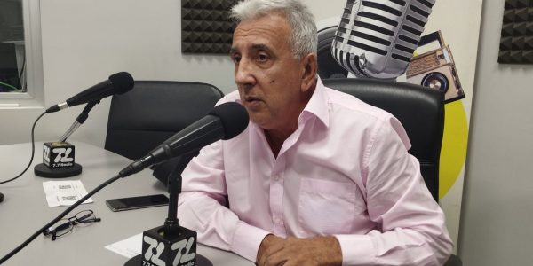 Cristo García en los estudios de El Espejo Canario