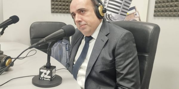Luis Suárez en los estudios de El Espejo Canario