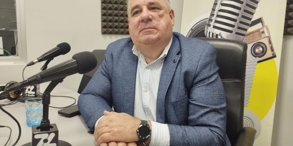 Juan Martel en los estudios de El Espejo Canario