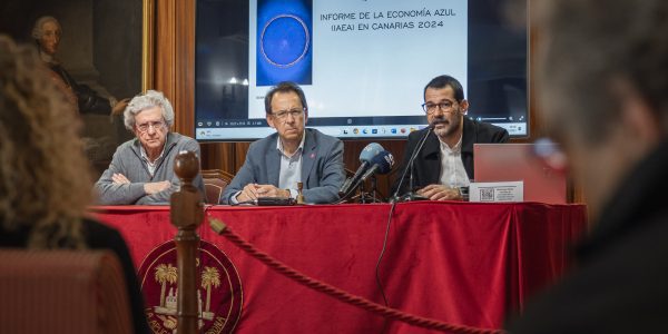 Presentación del informe de la actividad de la economía azul en Canarias | Foto: RSEAP