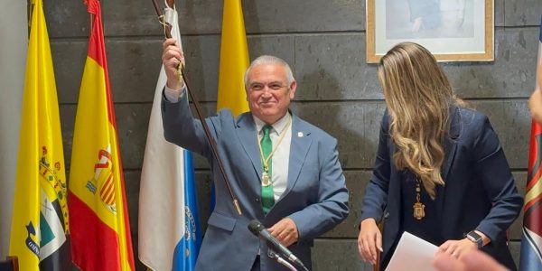 Toma de posesión de Pedro Suarez | Foto: Ayuntamiento de La Aldea