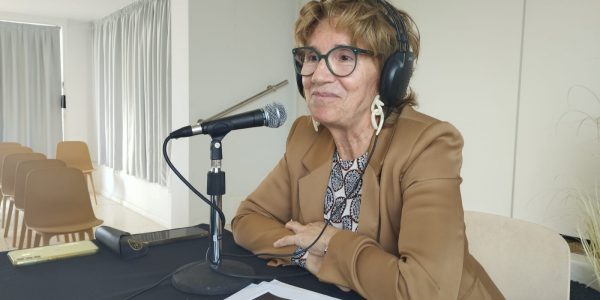María José Alcántara en el set de El Espejo Canario en el Islote de Fermina