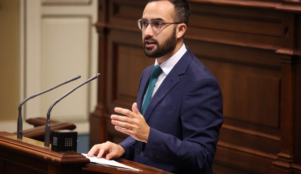 Raúl Acosta Armas en el PArlamento de Canarias | Foto: Parcan