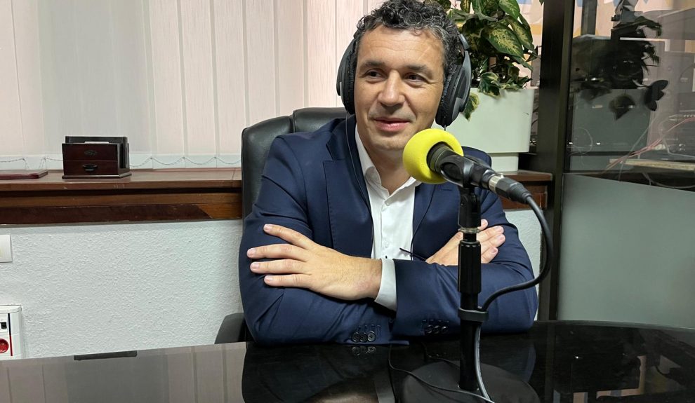 Luis Díaz Dorta en los estudios de El Espejo Canario