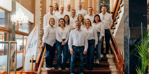 Plancha de Pedro Sánchez (Pity) al Real Club Náutico