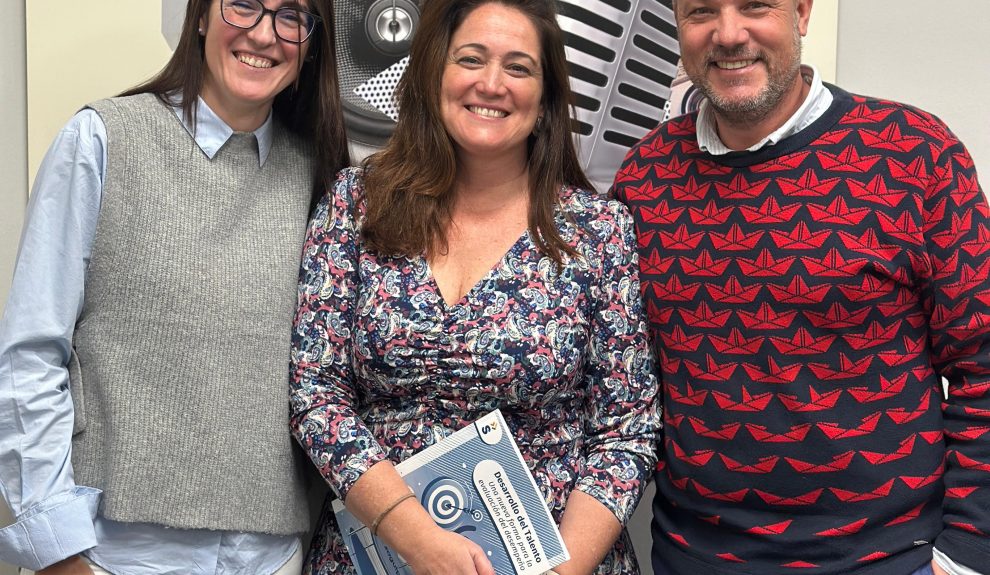 Equipo de Sagulpa en los estudios de El Espejo Canario