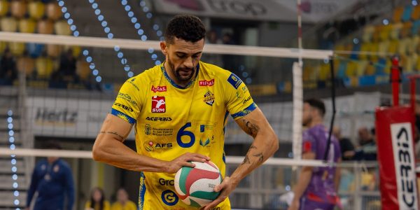 El CV Guaguas Las Palmas confía en el brasileño Walla Souza para superar la eliminatoria | Foto: R. Fanjul - CV Guaguas