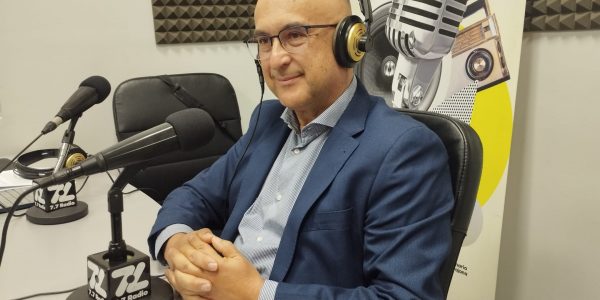 Miguel Ángel Rodríguez en los estudios de El Espejo Canario