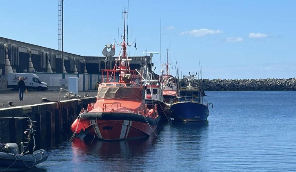 Embarcación de Salvamento Marítimo en La restinga | Foto: Cabildo de El Hierro