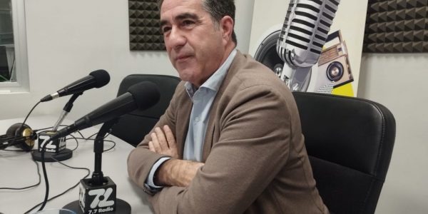 Francis Candil en los estudios de El espejo Canario