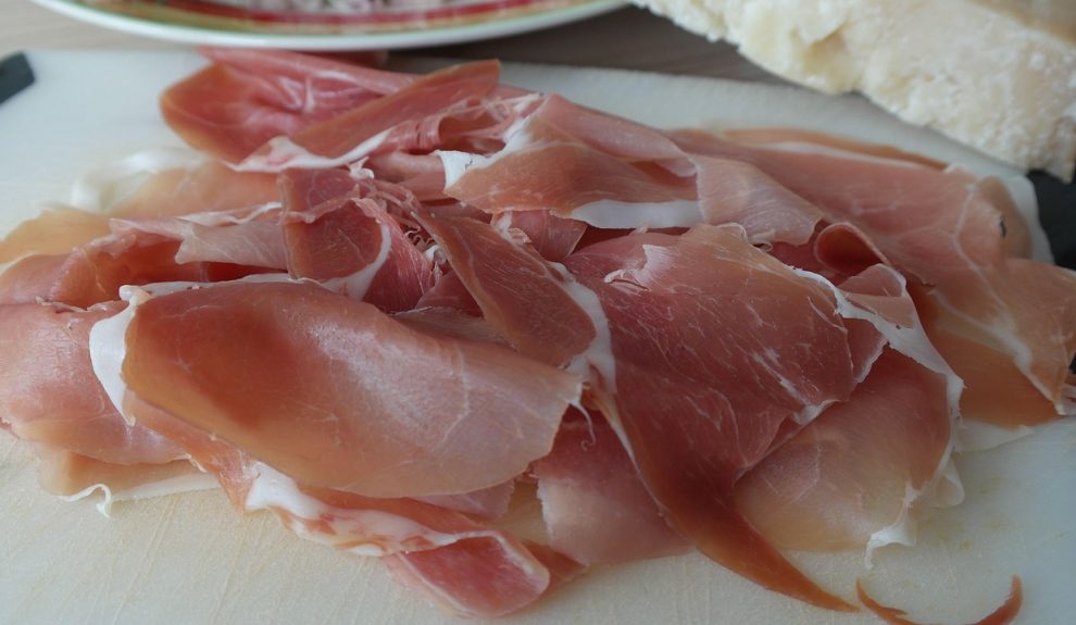 Jamón recién cortado | Foto: Pixabay