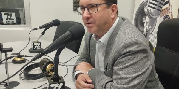 Juan Jesús Facundo en los estudios de El Espejo Canario