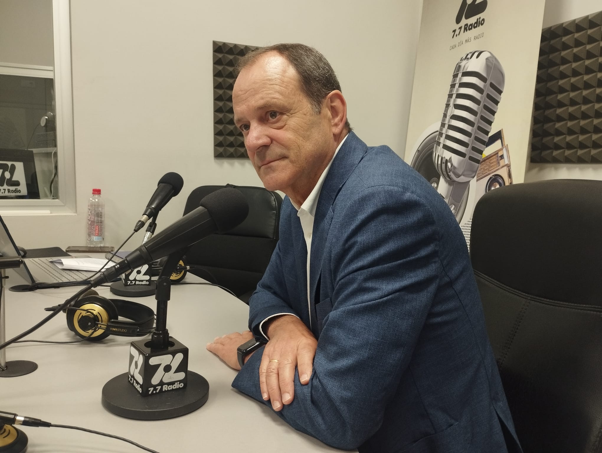 Óscar Hernández en los estudios de El Espejo Canario Óscar Hernández en los estudios de El Espejo Canario