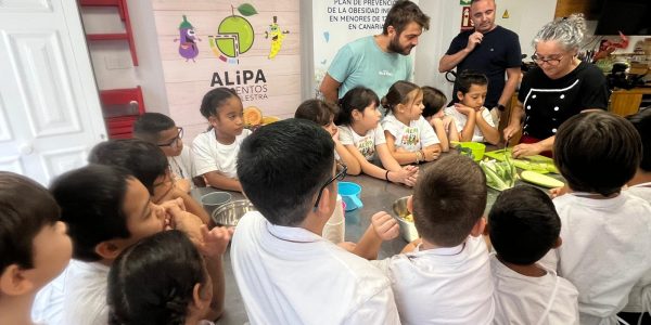 Talleres de alimentación saludable para alumnos de primaria dentro del programa Alipa | Foto: Gobierno de Canarias