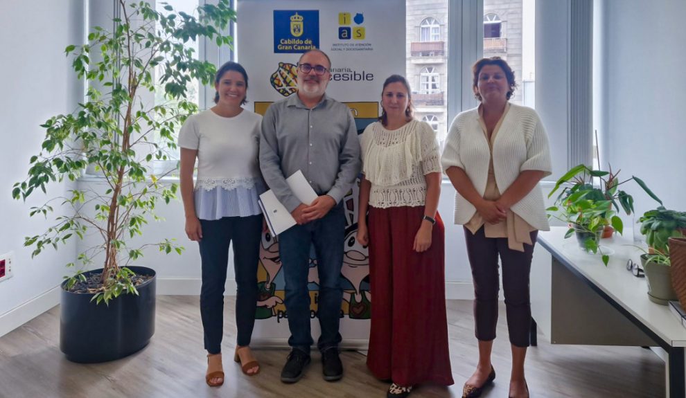 El Gobierno de Canarias y el Cabildo suscriben un convenio de cooperación para la prestación de servicios a personas en situación de dependencia | Foto: Ayuntamiento de Mogán