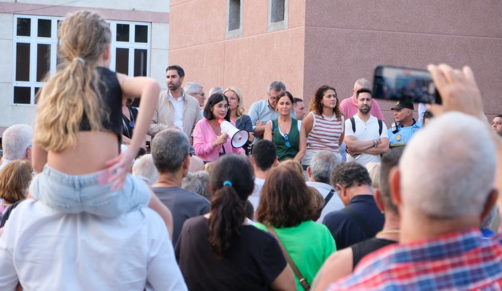 Carolina Darias durante el encuentro vecinal en Las Torres | Foto: Ayuntamiento de Las Palmas de Gran Canaria