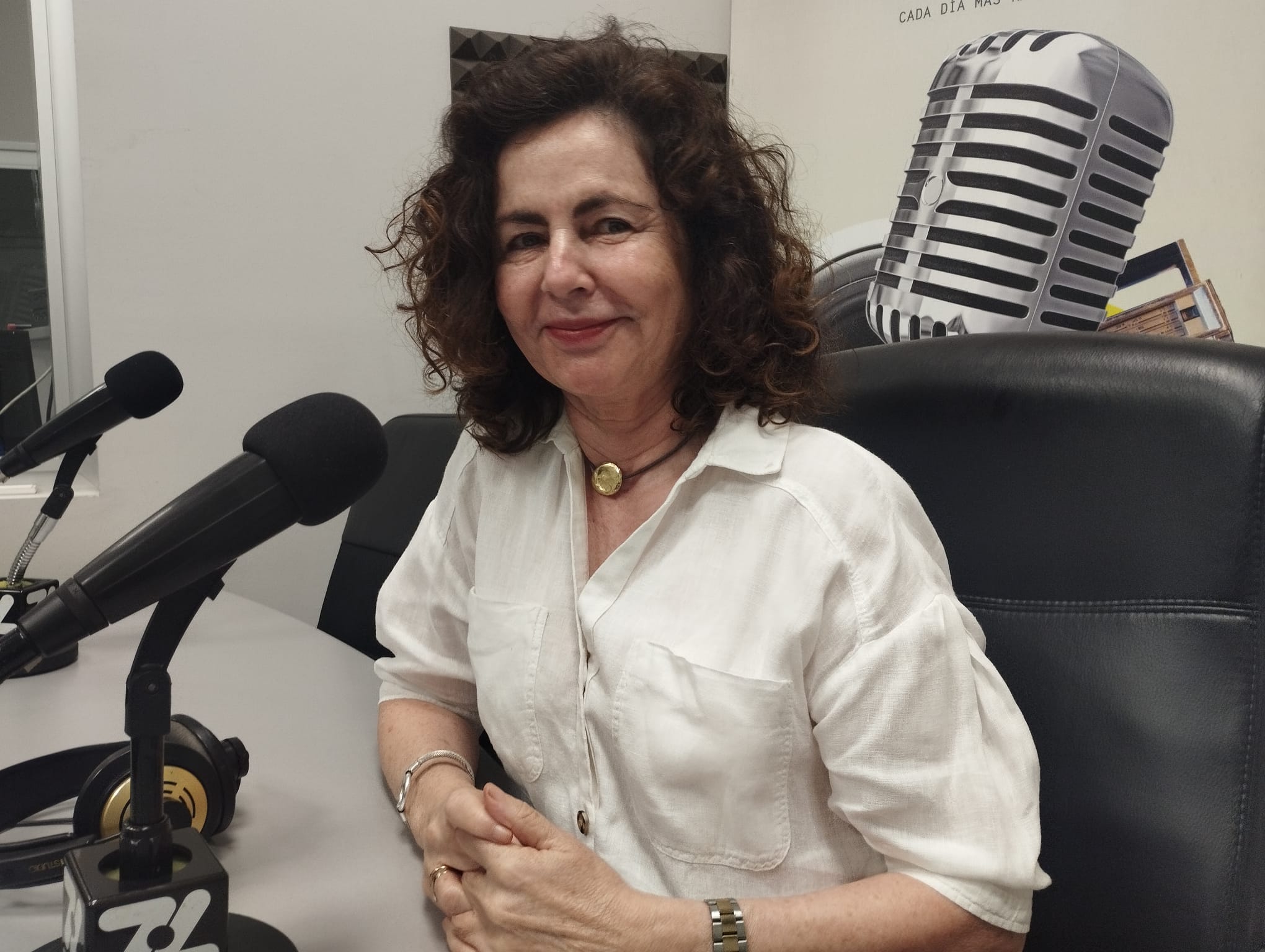 Matilde Asián en los estudios de El Espejo Canario Matilde Asián en los estudios de El Espejo Canario