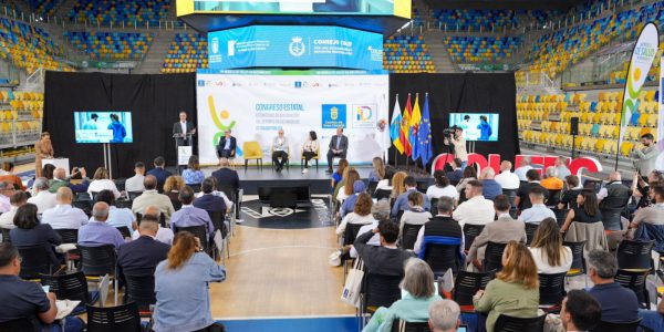 Conferencia de COLEFC | Foto: COLEFC