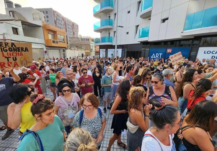 Concentración de Guanarteme Se Mueve | Foto: Plataforma Guanarteme se mueve Concentración de Guanarteme Se Mueve | Foto: Plataforma Guanarteme se mueve