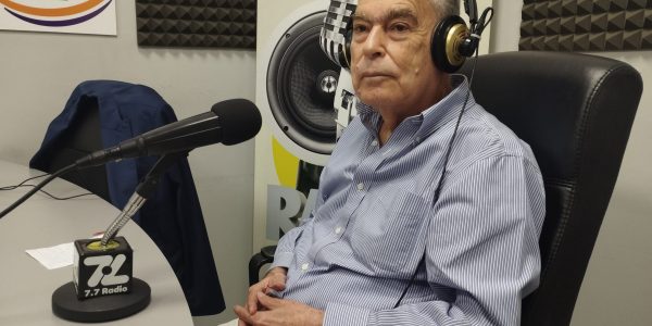 Gonzalo Marrero en los estudios de El Espejo Canario