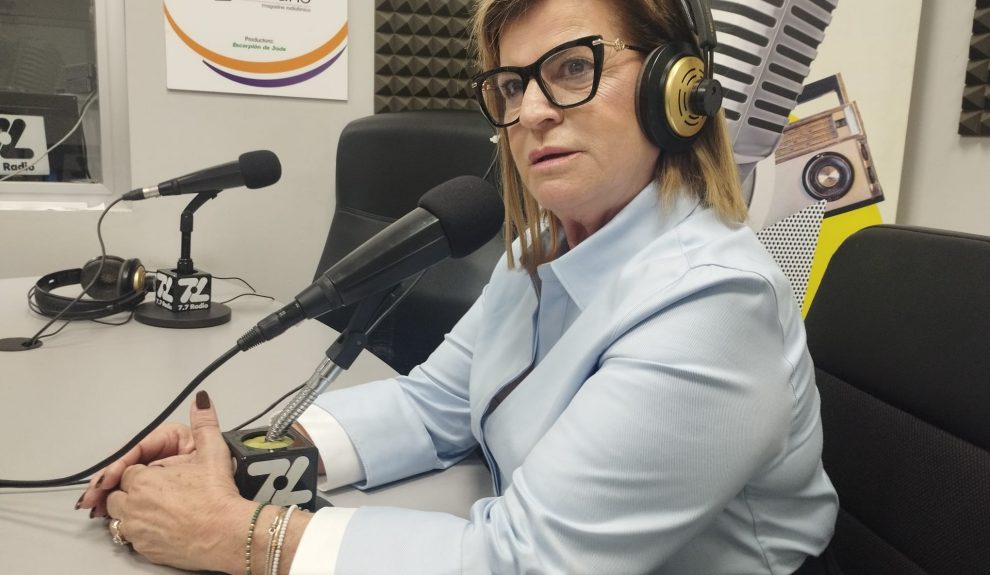 Inma Medina en los estudios de El Espejo Canario Inma Medina en los estudios de El Espejo Canario