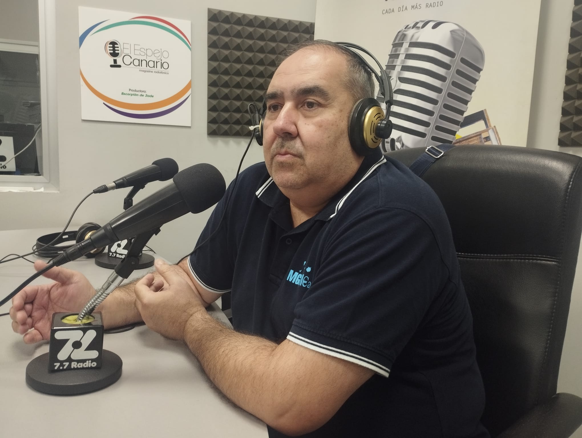 Jorge Santana en los estudios de El Espejo Canario