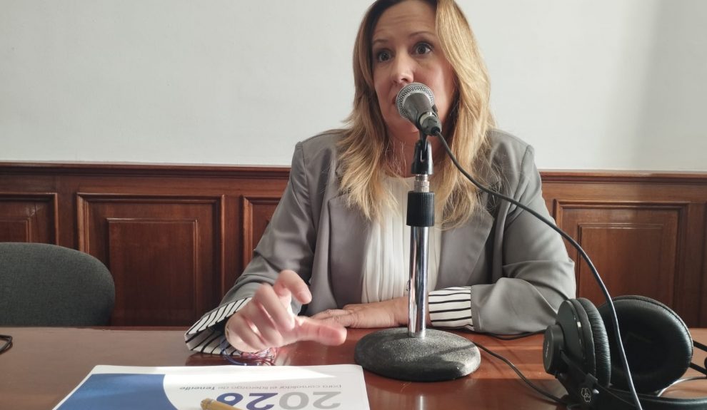 Rosa Dávila en el set de El Espejo Canario en el Cabildo de Tenerife Rosa Dávila en el set de El Espejo Canario en el Cabildo de Tenerife