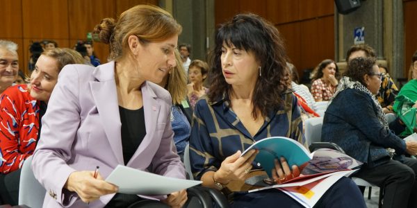 Las ministras Mónica García y Ana Redondo en el acto de los 40 años de la Ley del Aborto | Foto: Ministerio de Igualdad