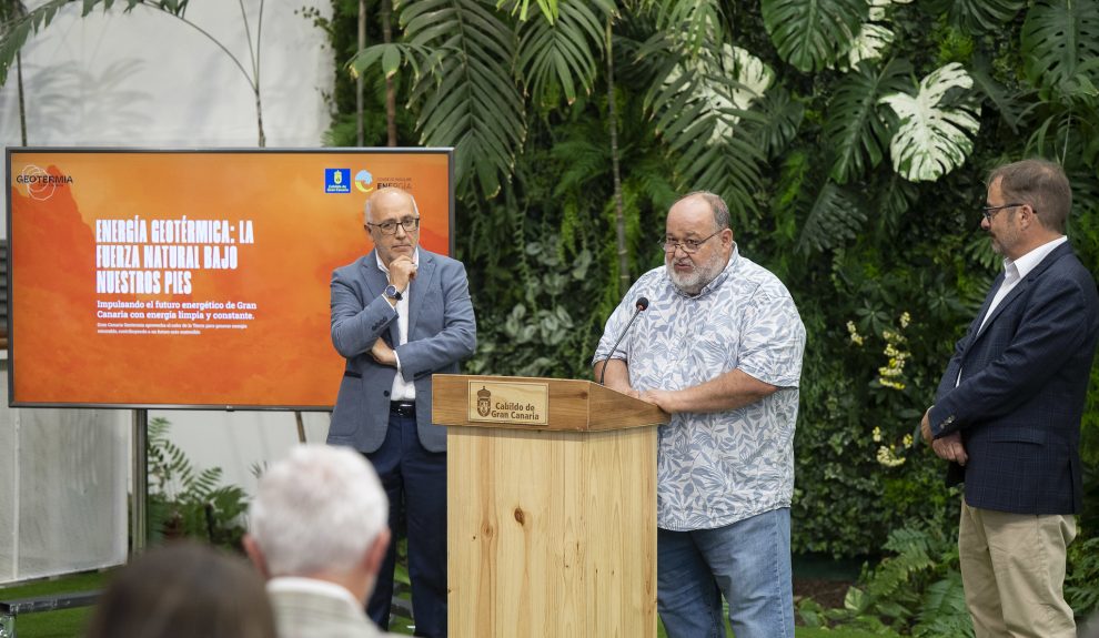 Nemesio Pérez durante la presentación de la exploración de la energía geotérmica | Foto: David Delfour - Cabildo de Gran Canaria Nemesio Pérez durante la presentación de la exploración de la energía geotérmica | Foto: David Delfour - Cabildo de Gran Canaria