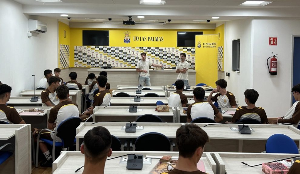 Un viaje hacia el Bienestar Digital | Foto: UD Las Palmas