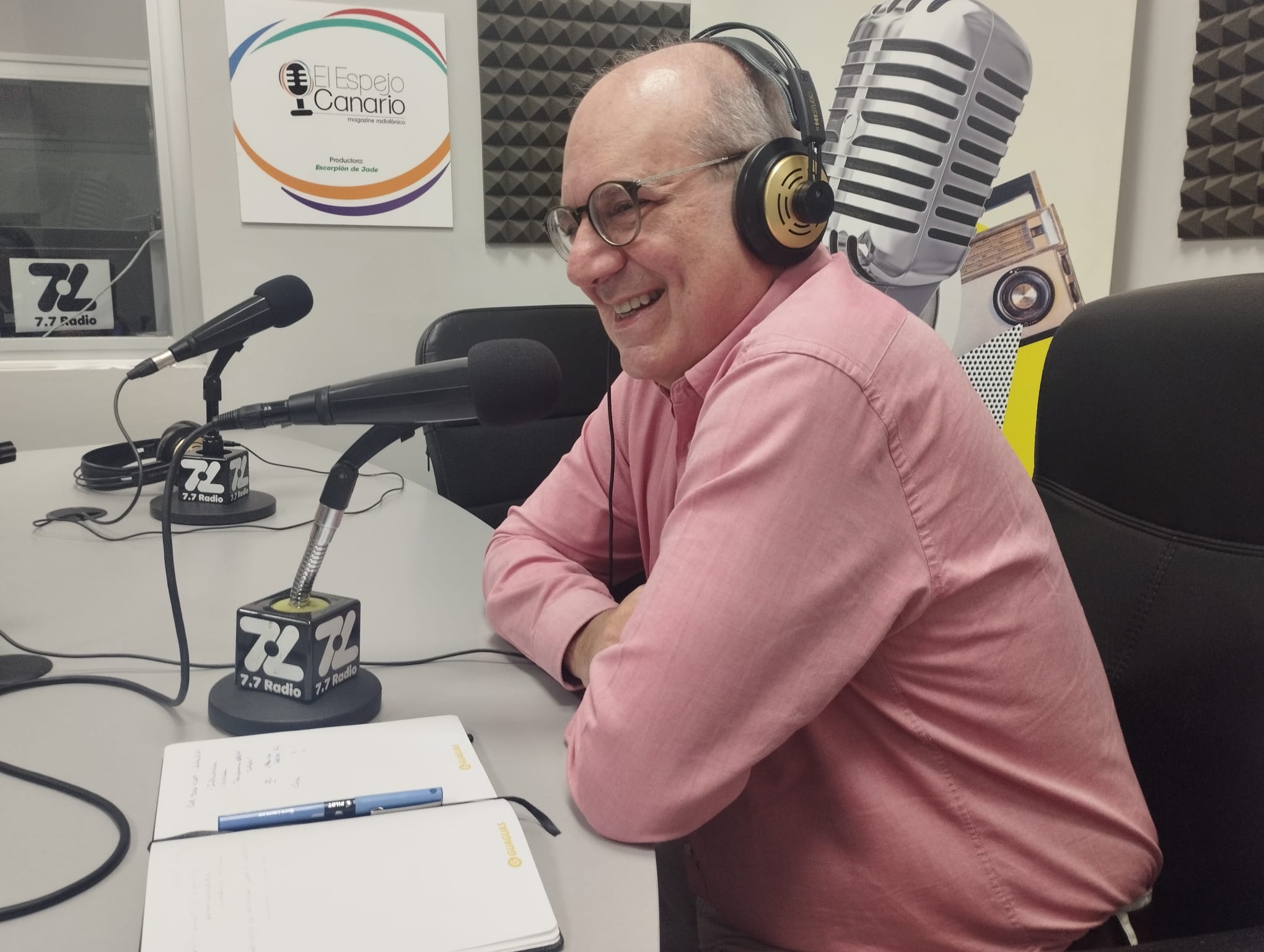 Miguel Ángel Rodríguez en los estudios de El Espejo Canario