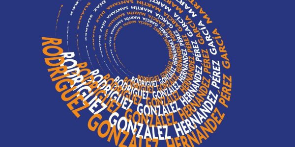 Portada de la segunda edición de «100 apellidos arraigados»