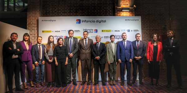 Presentación del estudio Infancia, adolescencia y bienestar digital | Foto: RED.ES